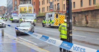 Police cordon off Glasgow street after driver hits pedestrian and flees scene - dailyrecord.co.uk - Scotland