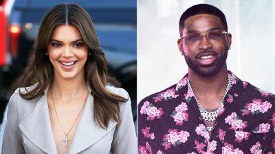 Khloe Kardashian - Kendall Jenner - Tristan Thompson - Camila Morrone - Kendall Jenner and Tristan Thompson Don’t Acknowledge Each Other When They Cross Paths at The Weeknd’s Concert - etonline.com - Los Angeles - California - city Inglewood, state California
