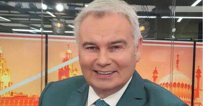 Eamonn Holmes - Lizzie Cundy - Eamonn Holmes supported by fans as he posts new picture of scabbed and painful face - ok.co.uk