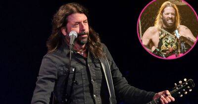 Dave Grohl Breaks Down in Tears Playing Foo Fighters’ ‘Times Like These’ at Taylor Hawkins’ Tribute - www.usmagazine.com - Texas - Colombia