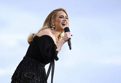 Adele Is Only One Award Away From EGOT Status After Winning Creative Arts Emmy - etcanada.com