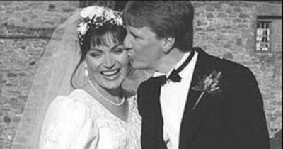 Lorraine Kelly shares incredible throwback wedding snap to celebrate 30th anniversary with husband Steve - www.dailyrecord.co.uk - Scotland