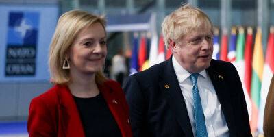Boris Johnson - Theresa May - Liz Truss Wins UK PM Election; Will Become Britain's Third Female Prime Minister - justjared.com - Britain