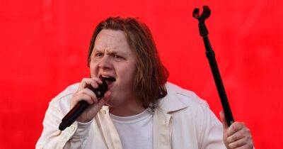 Lewis Capaldi - Liz Truss - Lewis Capaldi responds to Liz Truss lookalike claims as singer admits he can see similarities - dailyrecord.co.uk - Scotland