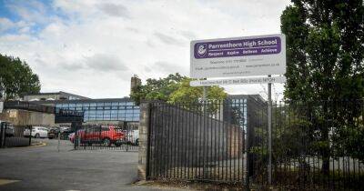 Parents lash out as school removes toilet doors to make pupils 'feel safer' - manchestereveningnews.co.uk - Manchester