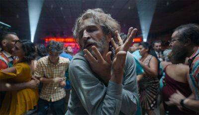 Alejandro Gonzalez Iñárritu - Alejandro G.Iñárritu - Alejandro G. Iñárritu Says There Is A “Racist Undercurrent” In The Negative Reviews Of ‘Bardo’ - theplaylist.net - city Venice - Netflix