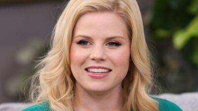 Megan Hilty - Megan Hilty's Sister, Brother-in-Law and Their Child Die in Sea Plane Crash - etonline.com - USA - Seattle - Beyond