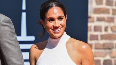 Meghan Markle - Mindy Kaling - Prince Harry - Chris Jackson - Meghan Markle labels herself an 'ugly duckling' in high school: 'I was the smart one, not the pretty one' - foxnews.com - France