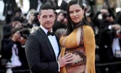 Adriana Lima - Bora Bora - Andre Lemmers - Adriana Lima reveals the name of her new baby and the special meaning behind it - us.hola.com - city Lima - Maldives