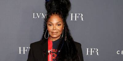Janet Jackson - Janet Jackson Honored With Icon Of The Year at Harlem's Fashion Row Style Awards - justjared.com - USA - New York