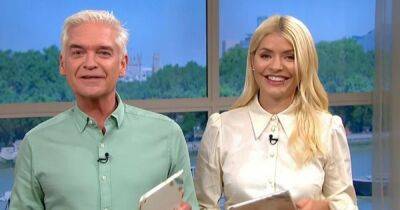 Holly Willoughby - Phillip Schofield - Holly Willoughby leaves Phillip Schofield stunned with driving confession - ok.co.uk