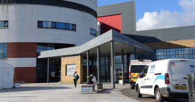 Senior Falkirk doctor says hospital staff facing 'a perfect storm of pressures' - www.dailyrecord.co.uk - Scotland