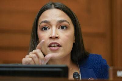 AOC Doubts She Could Ever Be Elected President: “So Many People In This Country Hate Women” - deadline.com - New York