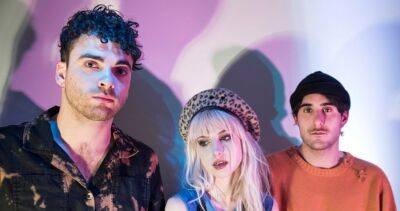 Are Paramore back? Pop-punk icons seem to hint that their comeback has started on social media - www.officialcharts.com - Britain - USA