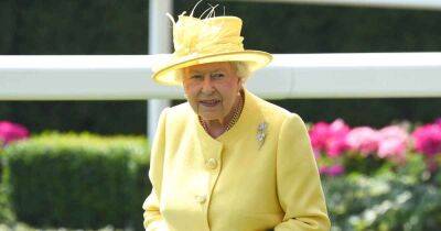 queen Anne - Elizabeth Ii Queenelizabeth (Ii) - A History of Queen Elizabeth II’s Most Stylish Royal Ascot Hats, Coats and Dresses - usmagazine.com - Britain - Scotland - Kentucky - county Berkshire