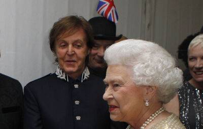 The Queen once watched ‘Twin Peaks’ instead of Paul McCartney live for her birthday - www.nme.com