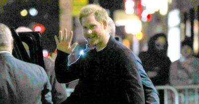 Prince Harry Is All Smiles While Leaving ‘The Late Show With Stephen Colbert’ Taping Amid ‘Spare’ Release - www.usmagazine.com - county Anderson - county Charles - county Cooper - Netflix