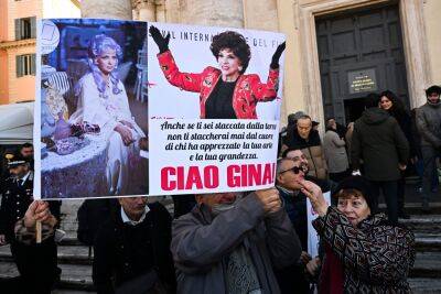 Gina Lollobrigida Funeral: Iconic Actress To Be Laid To Rest In Birthplace Of Subiaco After Ceremony In Rome - deadline.com - Spain - Italy - Rome