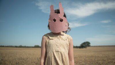 Netflix Catches ‘Run Rabbit Run’ Starring Sarah Snook Ahead of Sundance Debut - thewrap.com