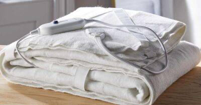 Aldi shoppers praise £30 electric blanket that costs 'pennies a night to run' - www.dailyrecord.co.uk - Beyond