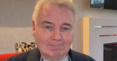 Eamonn Holmes returns to GB News and opens up on horror fall after undergoing major surgery - www.dailyrecord.co.uk
