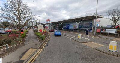 Man dies after 'taking unwell' in Scots supermarket - www.dailyrecord.co.uk - Scotland