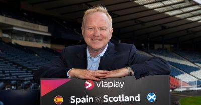 Alex McLeish takes aim at Rangers recruitment as de Boer and co show him something new boss won't have - www.dailyrecord.co.uk