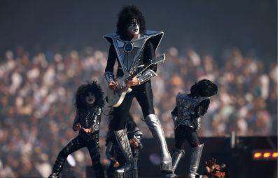 Widow of KISS guitar tech suing band for wrongful COVID death - www.nme.com - Detroit