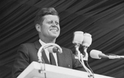 JFK Limited Series in Development at Netflix From ‘Killers of the Flower Moon’ Co-Writer Eric Roth, Chernin Entertainment (EXCLUSIVE) - variety.com - Britain - USA - state Massachusets