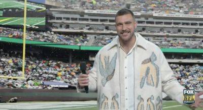 Travis Kelce Makes Surprise ‘SNL’ Appearance in Skit Mocking NFL Obsession with Taylor Swift - variety.com - New York - Los Angeles - county Johnson - Philadelphia, county Eagle - county Eagle - Kansas City - Austin, county Johnson