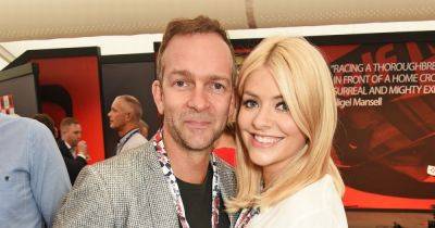 Holly Willoughby's marriage facing 'toughest test yet' following This Morning exit - www.dailyrecord.co.uk