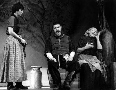 ‘Fiddler on the Roof’ actress Joanna Merlin dead at 92 - nypost.com - New York - Los Angeles - Chicago