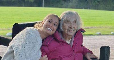 Stacey Solomon shares 'magical' experience as grandma, 94, visits kids at Pickle Cottage - www.ok.co.uk