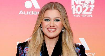 Kelly Clarkson Reveals If She Would Return to 'The Voice' - www.justjared.com - USA - New York
