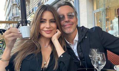 Inside Sofia Vergara’s Paris getaway with her best friends: Who is the mystery man? - us.hola.com - Paris - Colombia