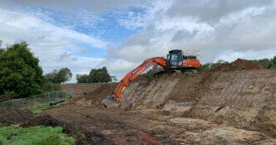 Diggers move in to clear former golf course as work to build controversial 177-home housing estate begins - www.manchestereveningnews.co.uk