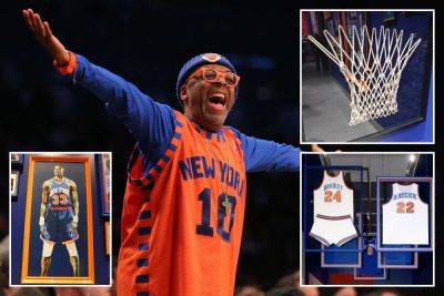 Spike Lee reveals his favorite Knicks souvenirs — and a 2024 prediction - nypost.com - New York - Los Angeles - USA - New York - Manhattan - Jordan - city Brooklyn
