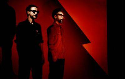 Feeder share two new singles, announce double ‘Black’/’Red’ album and 2024 UK tour - www.nme.com - Britain