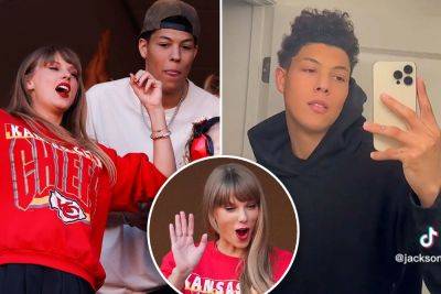 Taylor Swift fans concerned seeing her in NFL suite with Patrick Mahomes’ brother: ‘Security should be ashamed’ - nypost.com - Los Angeles - Kansas City