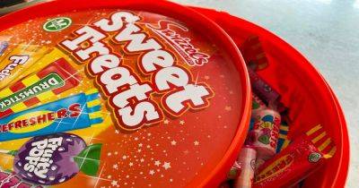 Supermarket's £2.75 Swizzels sweet tub is 'everything and more' you'll need this Halloween - www.manchestereveningnews.co.uk - Iceland
