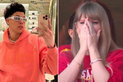 Taylor Swift Fans Are FURIOUS Jackson Mahomes Was Allowed In VIP Box With Her After Disgusting Accusations! - perezhilton.com - Los Angeles - county Johnson - state Missouri - Beyond