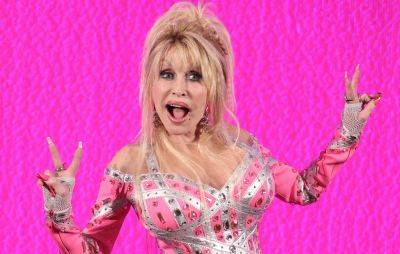 Dolly Parton to debut new tracks from ‘Rockstar’ album at “first listen” event in cinemas - www.nme.com