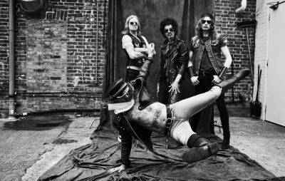 Watch the trailer for The Darkness’ first documentary, ‘Welcome To The Darkness’ - www.nme.com - Britain