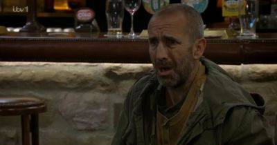 ITV Emmerdale viewers rumble secret plot twist in Craig Reed death storyline - www.ok.co.uk - county Craig
