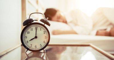 How to make sure the clocks going back doesn't wreck your sleep - www.ok.co.uk