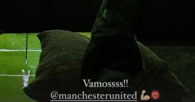 Lisandro Martinez posts injury update and sends message to Manchester United teammates - www.manchestereveningnews.co.uk - Manchester - Argentina