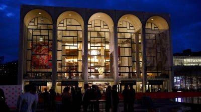 Tony Awards Moves Closer To Theater District For 2024, Sets Date & Lincoln Center Venue - deadline.com - New York - county Hall - Manhattan - New York - Washington - Washington - city Midtown