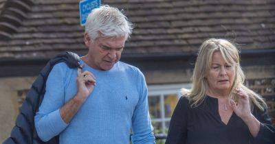 Phillip Schofield seen with wife Stephanie for first time since This Morning affair scandal - www.ok.co.uk - London