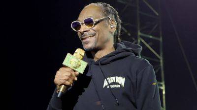 Snoop Dogg to Perform at 2023 Baby2Baby Gala Honoring Salma Hayek Pinault - variety.com - Los Angeles - Los Angeles - USA - Mexico