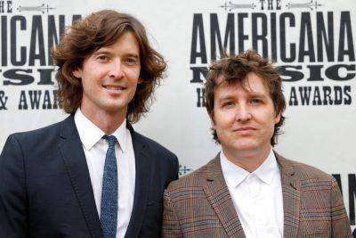 Milk Carton Kids Preview the First L.A. Folk Music Festival: It’s Not Just About Guys With Acoustic Guitars Harmonizing (Except Their Part) - variety.com - Los Angeles - Los Angeles - county Newport